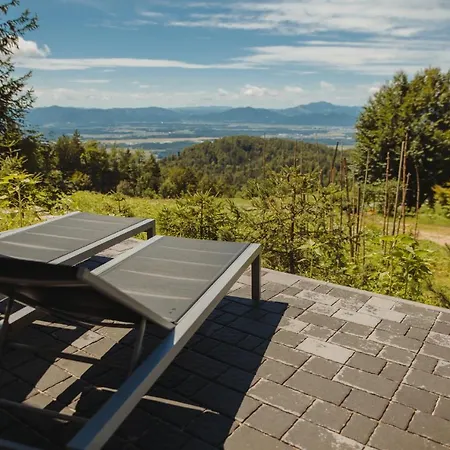 Holiday home Med Smrekami - With Chalet, Sauna And Jacuzzi