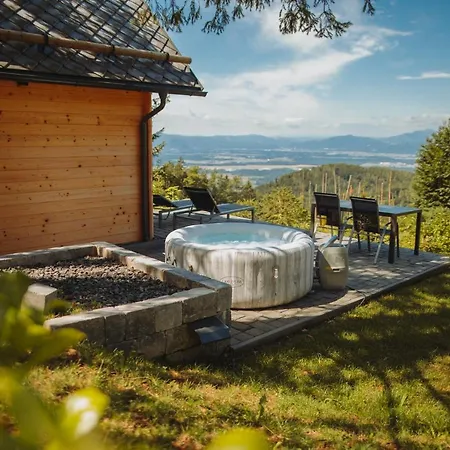 Med Smrekami - With Chalet, Sauna And Jacuzzi * Cerklje na Gorenjskem