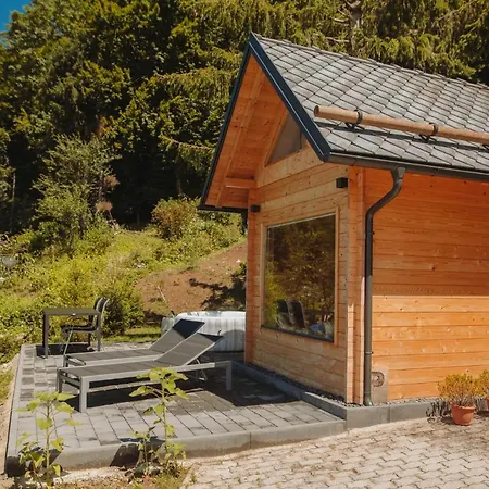 Med Smrekami - With Chalet, Sauna And Jacuzzi